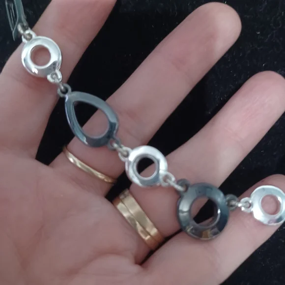 LC Necklace - Picture 2 of 7